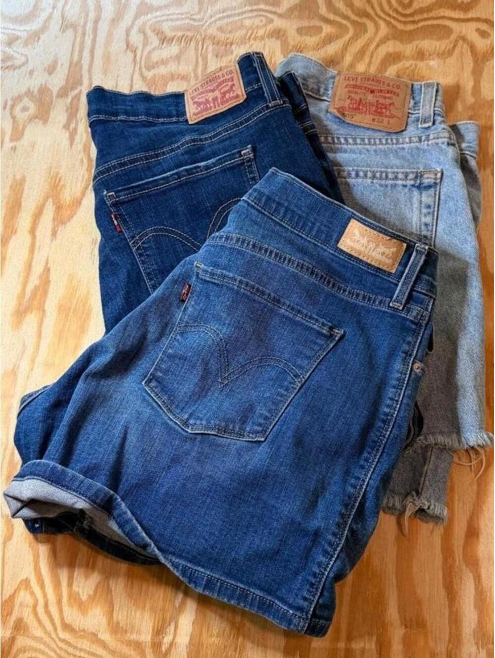 Levis Shorts Mens 3-Pack Lot Denim Cutoff Shorts Dark Medium Light Wash
